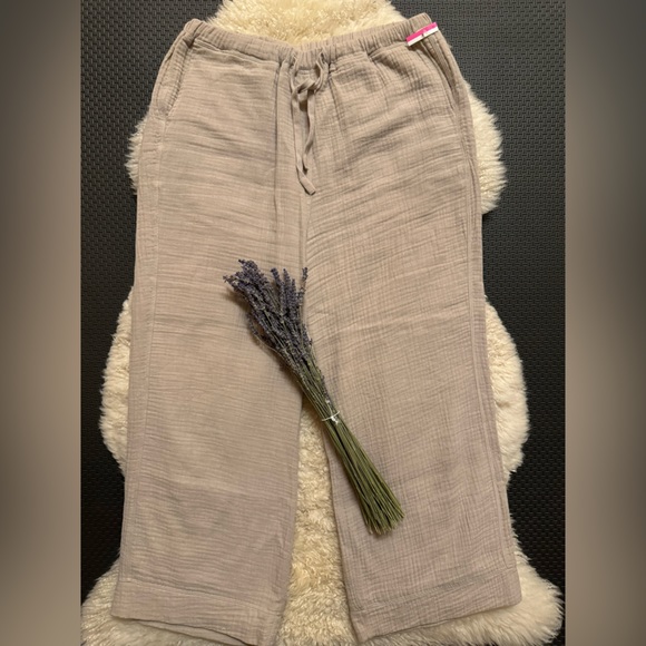 UNWORN Splendid Cropped Wide Leg Pants RM2C790 - Size M - Picture 4 of 8